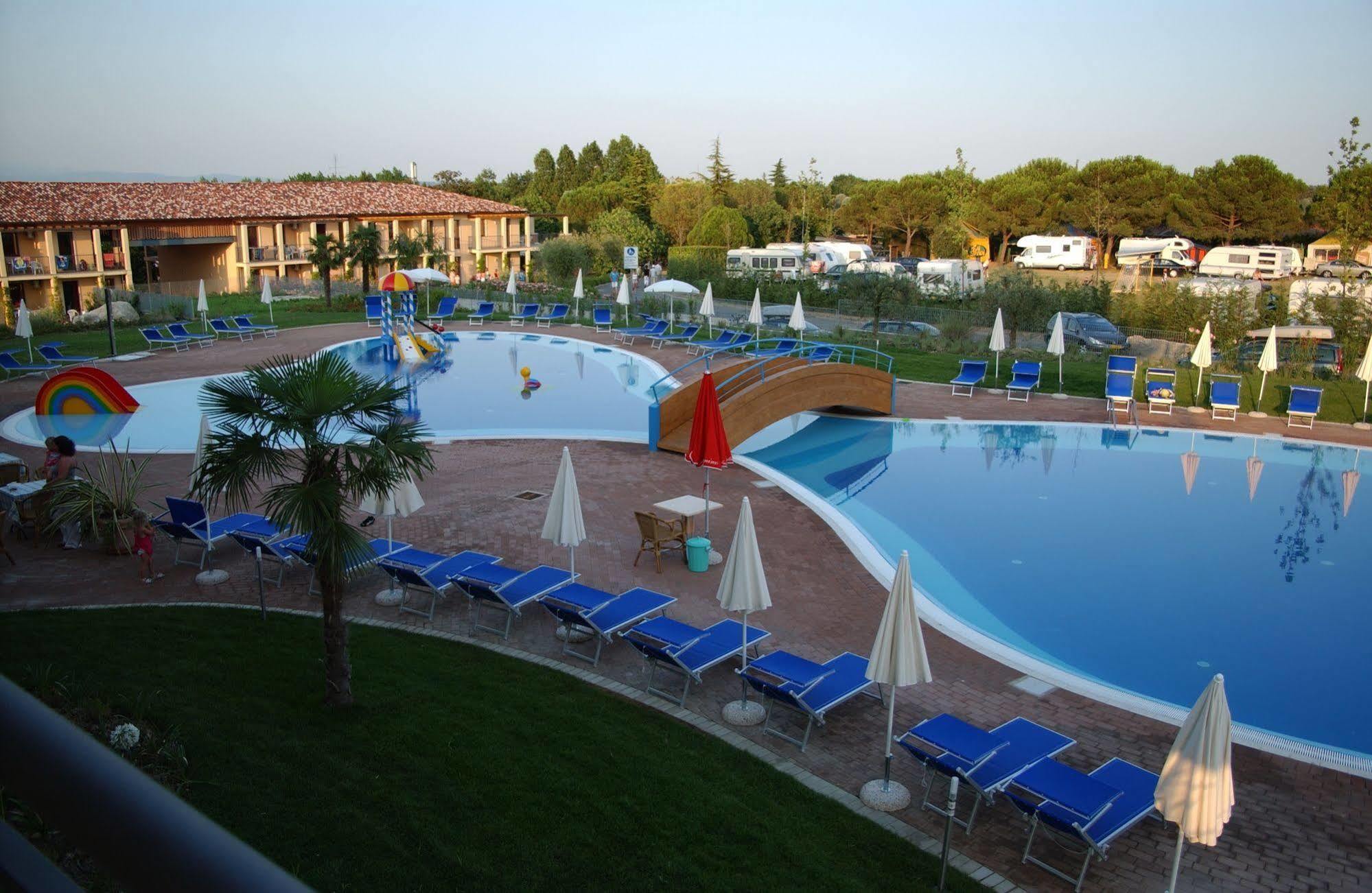 Bella Italia Hotel 4*