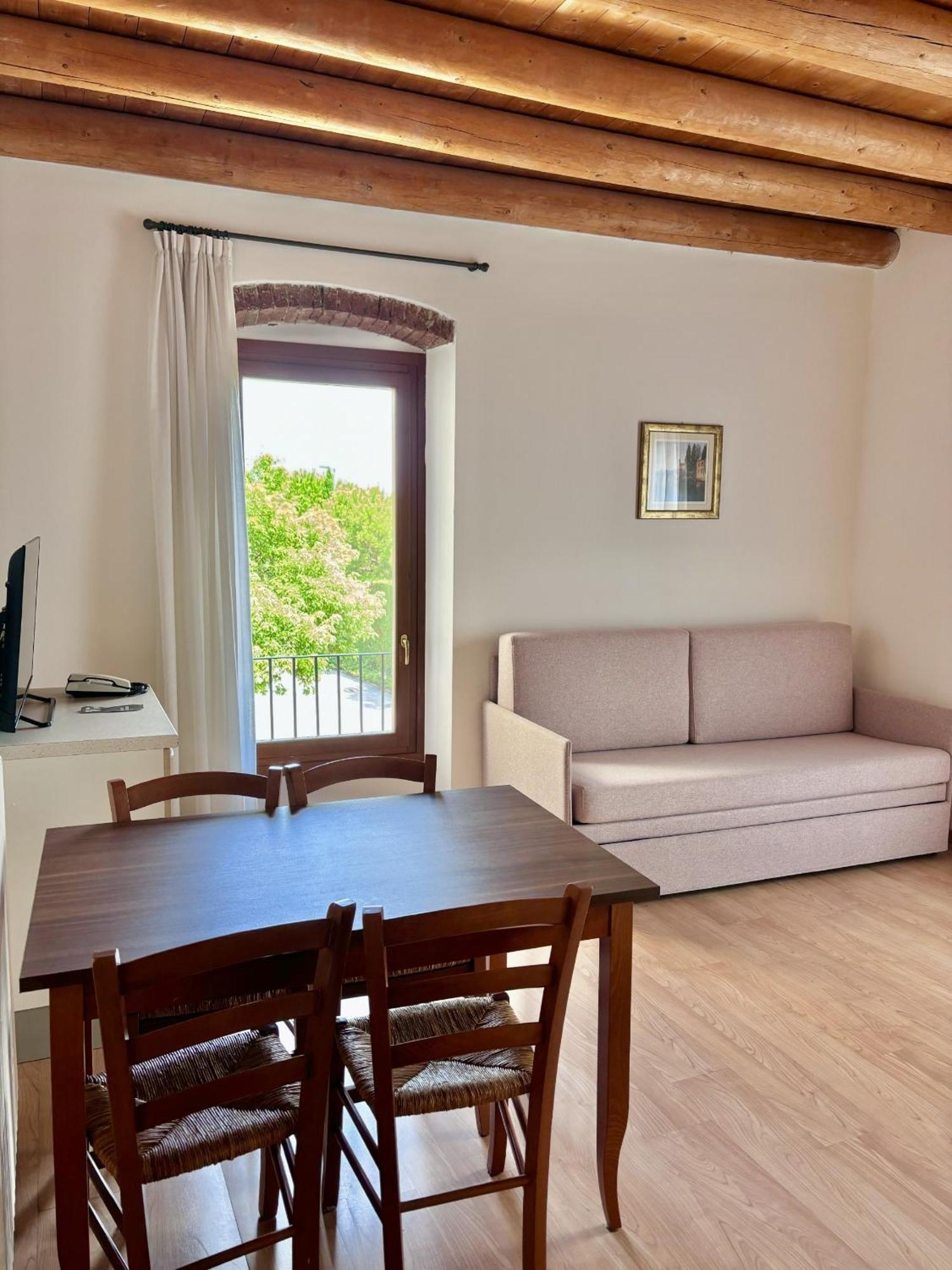 Bella Italia 4*